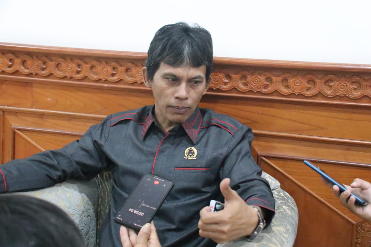 Anggota DPRD Kutim Yuli Sa’pang