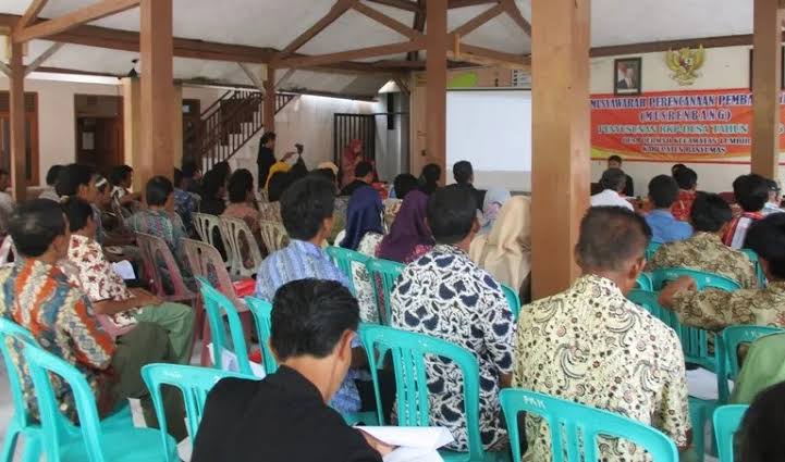 Musyawarah Desa (Desa) bertujuan untuk mendata, memverifikasi dan memvalidasi angka kemiskinan ekstrim dan penerima bantuan sosial