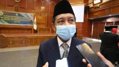 Peningkatan Sumber Daya Manusia (SDM) akan dilakukan oleh Dinas Tenagakerja dan Transmigrasi (Disnakertrans) Kabupaten Kutai Timur (Kutim) dengan melakukan pembangunan besar-besaran, untuk membangun fasilitas Balai Latihan Kerja (BLK) yang representatif